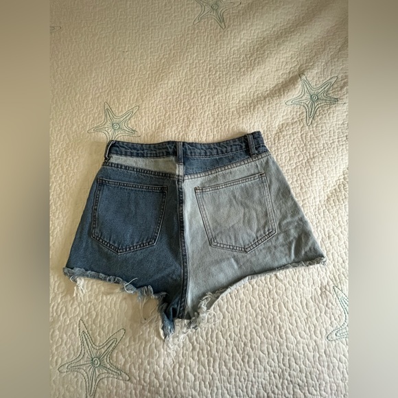 Distressed Checkered High Waisted Denim Shorts - Picture 4 of 4